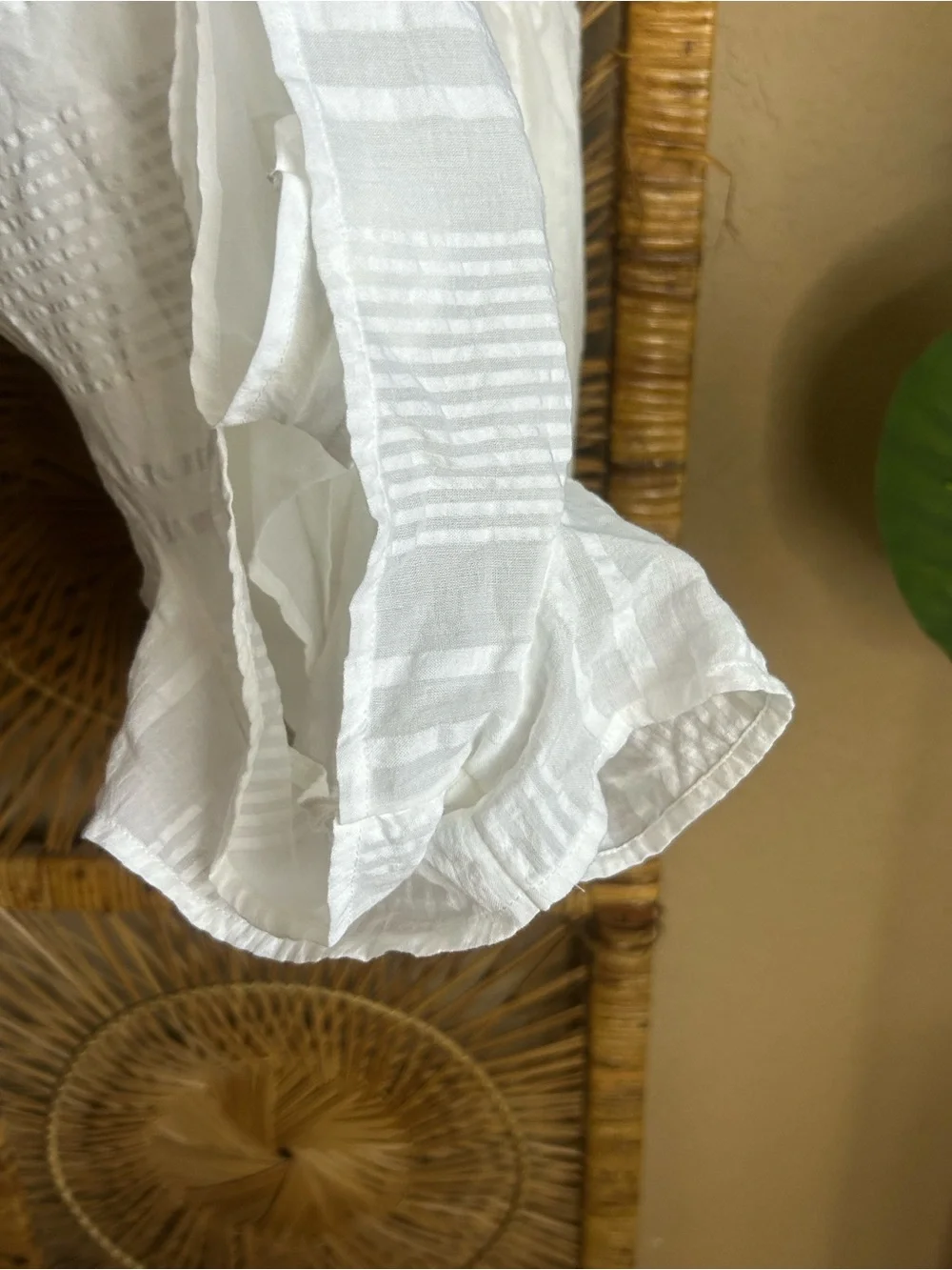 Aerie white cotton comped XXL smoked flutter sleeve summer natural fibers